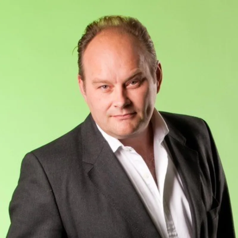 Nigel Farndale