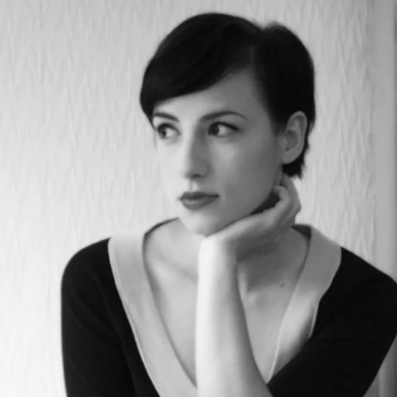 Laure Eve